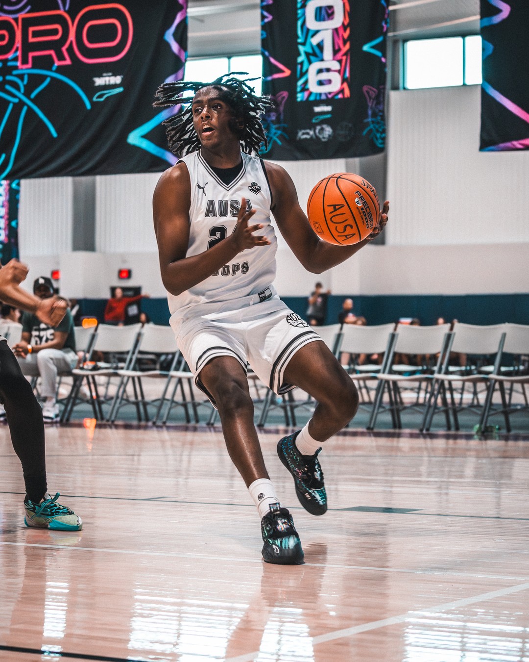 Bari Bedhahda Commits to Central Wyoming College — graphic