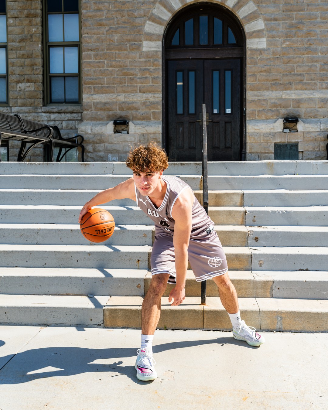 Matthew Flinders commits to Central Community College, graphic